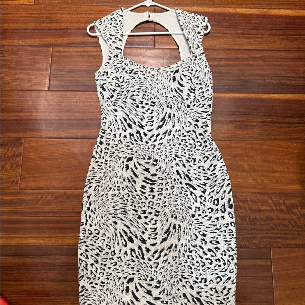 Cache Monochrome Backless Dress